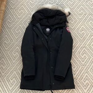 Canada Goose Down Coat - size Small